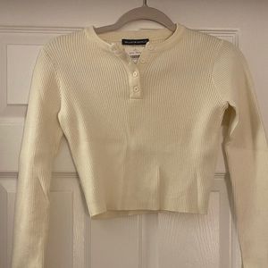 Cropped sweater